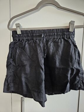 AYR Size S Black Linen-Blend Drawstring Women’s Shorts